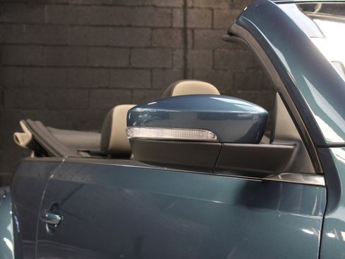 Used 2018 Volkswagen Beetle 2.0T S image 28