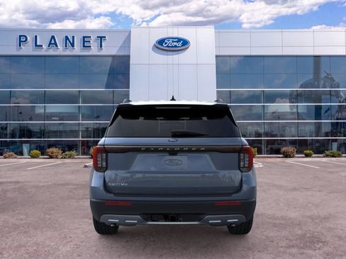 New 2026 Ford Explorer Active w/ Active Comfort Package RWD image 6