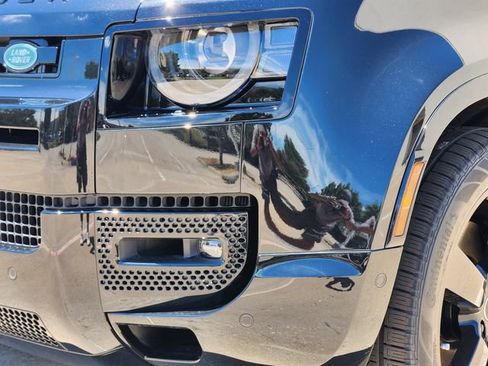 New 2025 Land Rover Defender 130 V8 AWD/4WD image 5