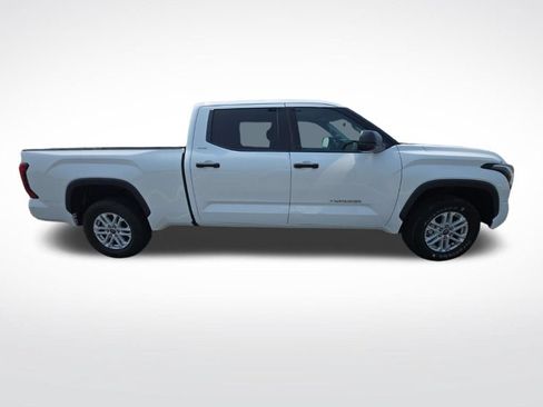 Used 2022 Toyota Tundra SR5 AWD/4WD image 2