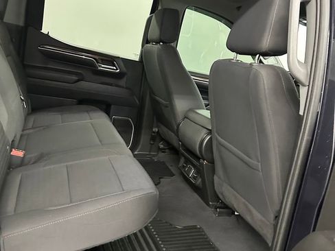 Used 2023 Chevrolet Silverado 1500 LT image 34