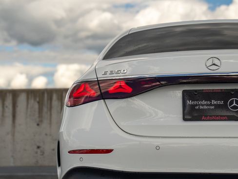Certified 2025 Mercedes-Benz E 350 4MATIC Sedan image 15