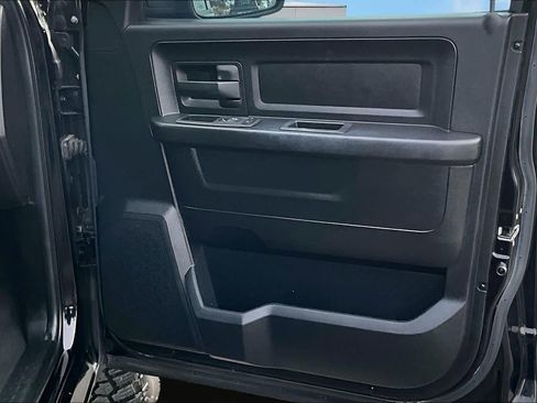 Used 2013 RAM 1500 Express image 29