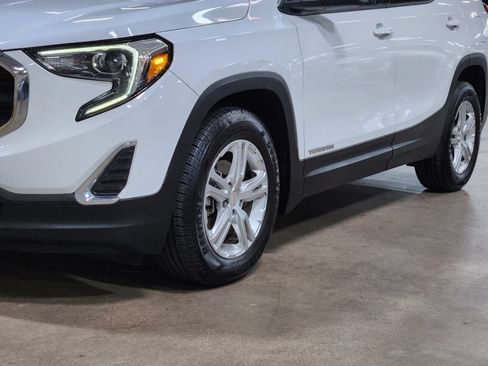 Used 2019 GMC Terrain SLE FWD image 17