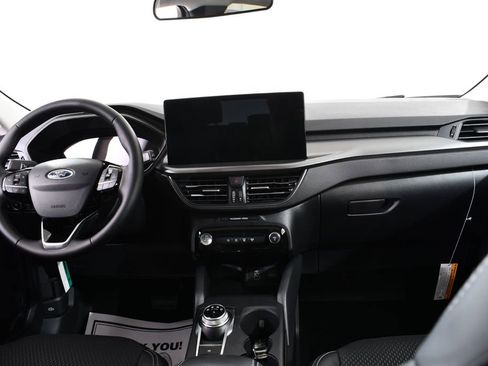 New 2026 Ford Escape SE w/ Class II Trailer Tow Package image 7