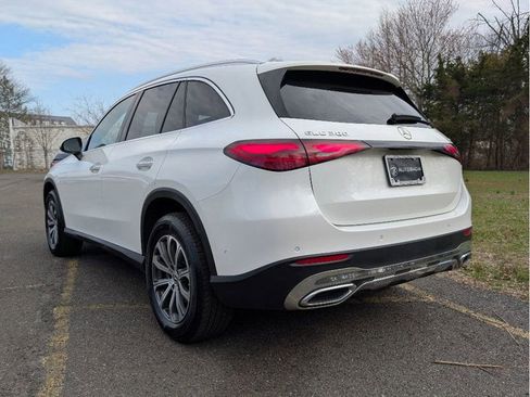 Used 2024 Mercedes-Benz GLC 300 4MATIC image 7