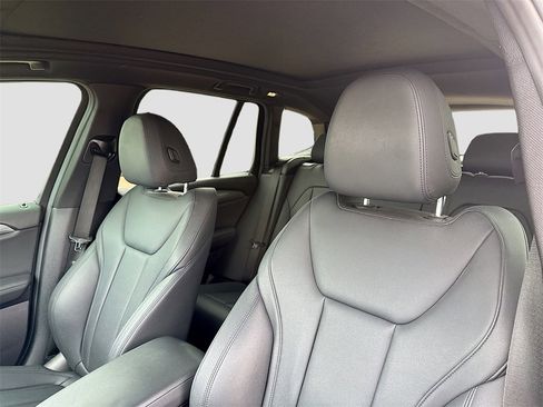 Used 2019 BMW X3 xDrive30i image 12