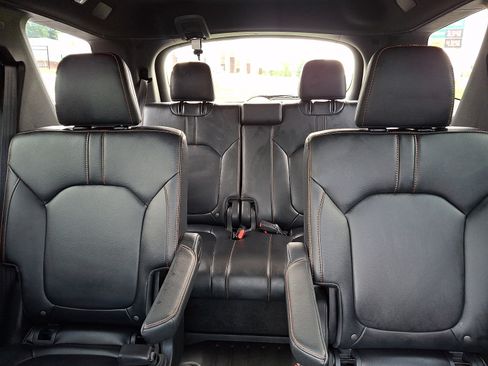 Certified 2024 Honda Pilot TrailSport image 19