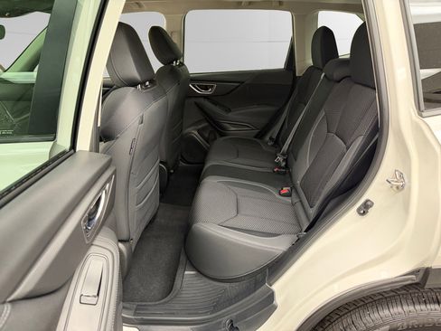 Used 2023 Subaru Forester Premium AWD/4WD image 13