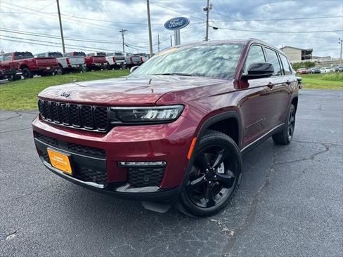 Certified 2024 Jeep Grand Cherokee L Limited w/ Luxury Tech Group II AWD/4WD image 1
