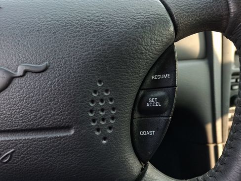 Used 2002 Ford Mustang GT RWD image 23