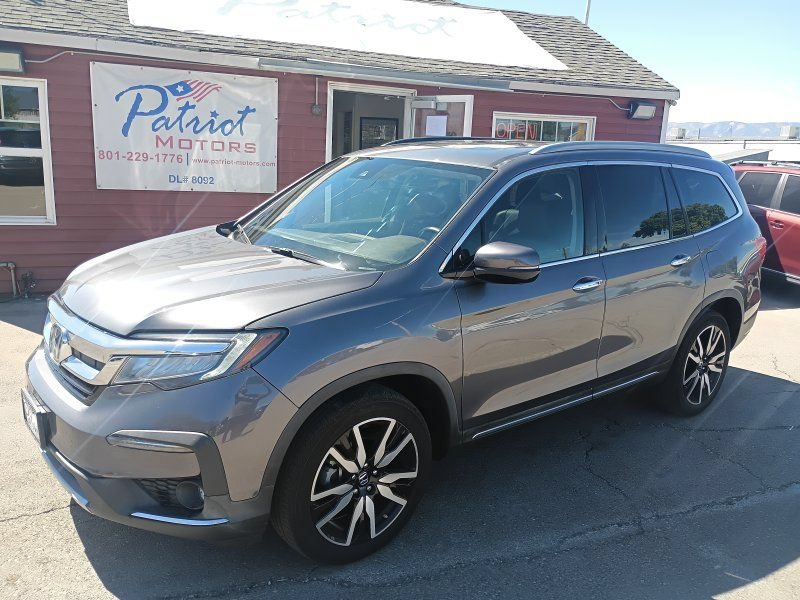 Used 2021 Honda Pilot Touring image 1