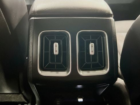 Used 2021 Kia Sorento S w/ Panoramic Sunroof Package FWD image 18