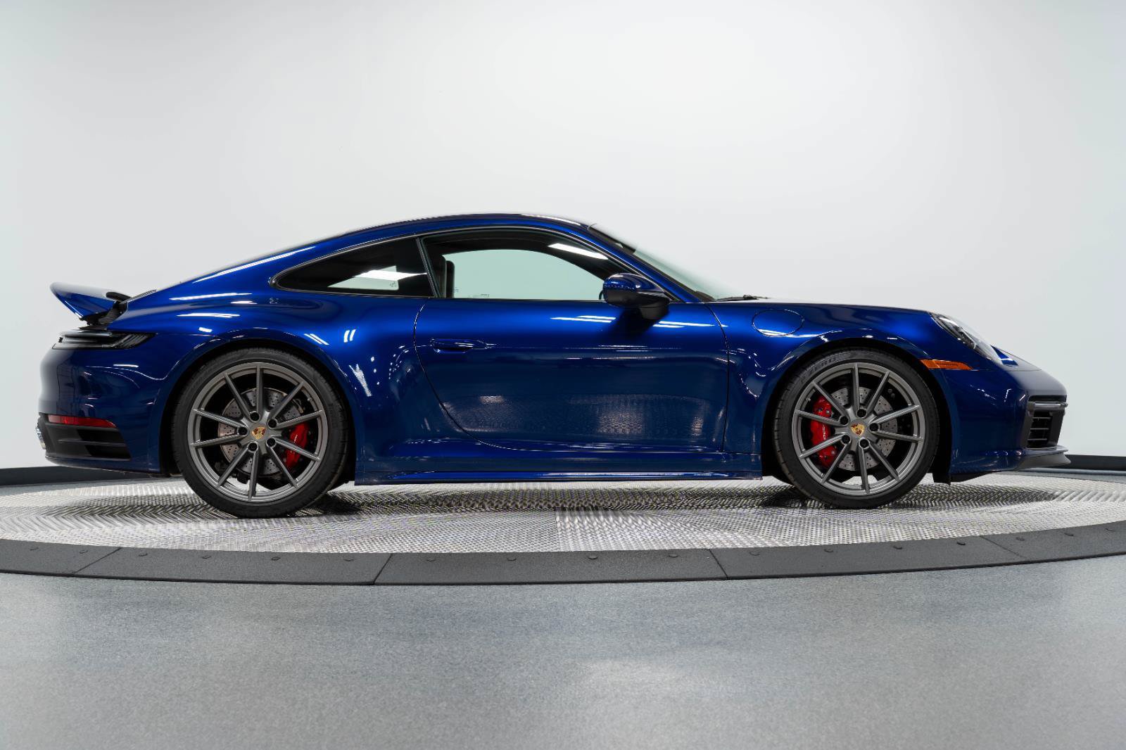 Used 2024 Porsche 911 Carrera 4S AWD/4WD image 20