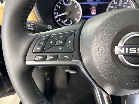 New 2025 Nissan Sentra SV w/ SV Premium Package image 13