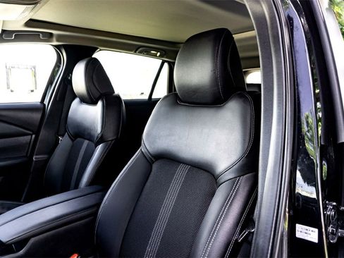 Used 2024 MAZDA CX-50 AWD 2.5 S w/ Premium Package image 13