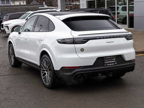 Used 2023 Porsche Cayenne Platinum Edition AWD/4WD image 6