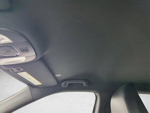Used 2023 Jeep Compass Latitude AWD/4WD image 15