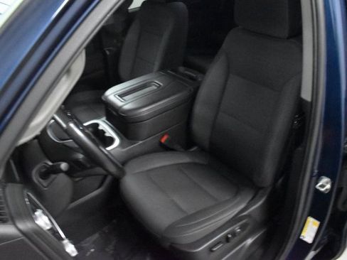 Used 2020 GMC Sierra 1500 Elevation w/ Elevation Value Package image 12