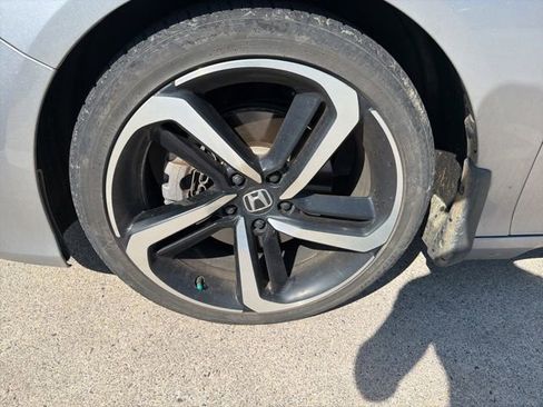 Used 2020 Honda Accord Sport image 9