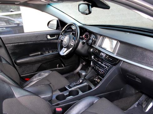 Used 2019 Kia Optima S w/ S Panoramic Sunroof Package image 18