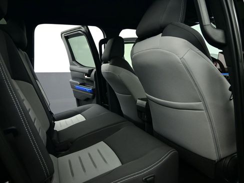 Used 2024 Toyota Tacoma TRD Sport image 26