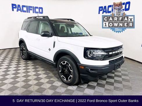Used 2022 Ford Bronco Sport Outer Banks w/ Tech Package AWD/4WD image 1