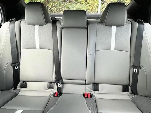 Used 2025 Toyota Camry SE FWD image 38