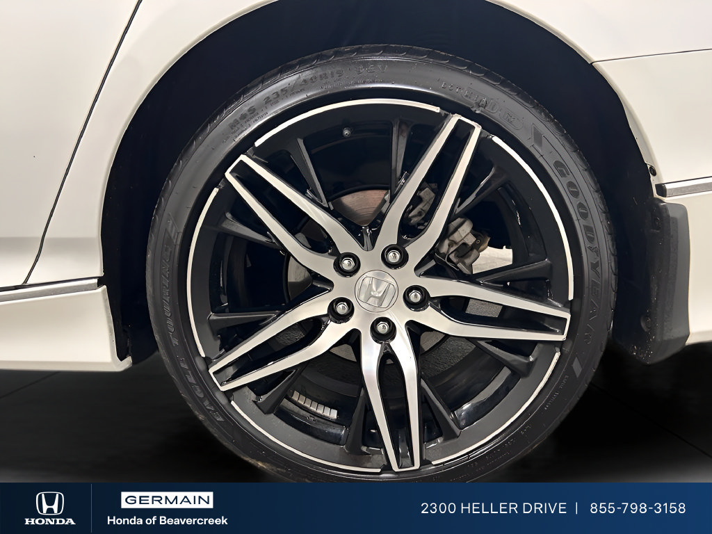 Used 2022 Honda Accord Touring image 30