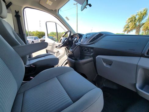 Used 2015 Ford Transit 250 130 Low Roof w/ Exterior Upgrade Package RWD image 44