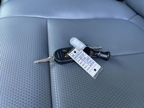 Used 2015 Ford F350 XL image 35