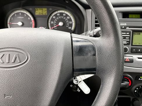 Used 2009 Kia Rio5 LX image 24