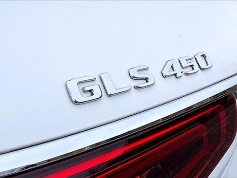 Certified 2022 Mercedes-Benz GLS 450 4MATIC image 27