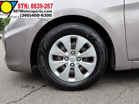 Used 2017 Hyundai Accent SE image 24