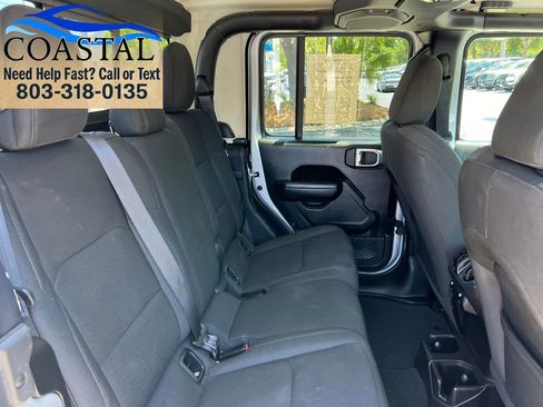 Used 2022 Jeep Gladiator Sport AWD/4WD image 21