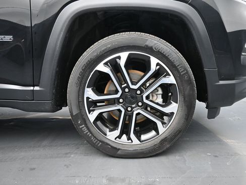 Used 2022 Jeep Compass Limited image 10