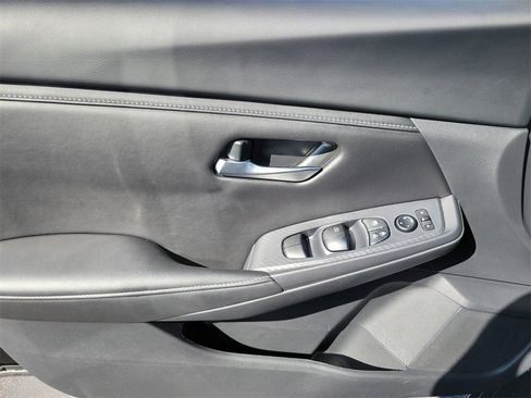 Certified 2024 Nissan Sentra SV image 15