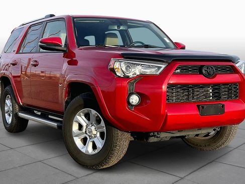 Used 2019 Toyota 4Runner SR5 Premium image 3