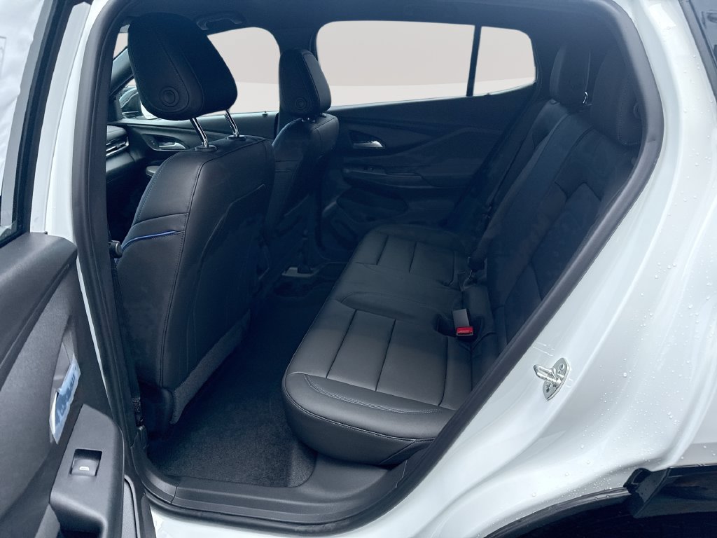 New 2026 Buick Envista Sport Touring w/ Convenience I Package FWD image 23