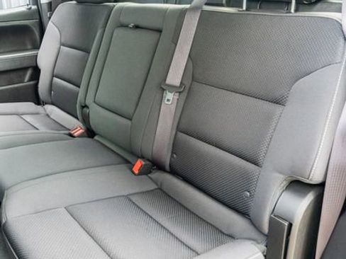 Used 2015 GMC Sierra 1500 SLE w/ SLE Value Package image 33