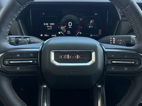 New 2026 GMC Terrain AT4 w/ Technology Package II AWD/4WD image 22