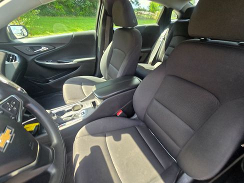 Used 2023 Chevrolet Malibu LT FWD image 12