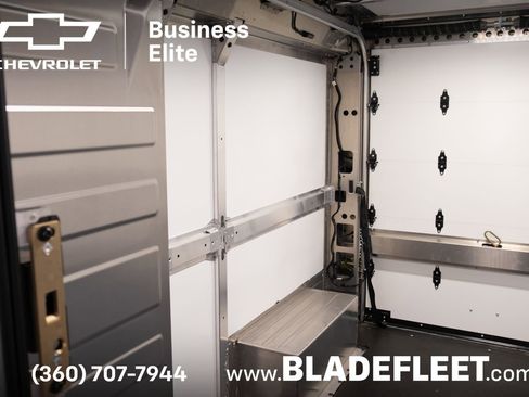 New 2025 Chevrolet Brightdrop 400 w/ Battery Pack, Max Range image 13