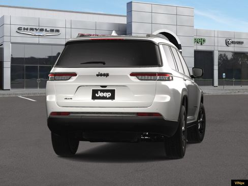 New 2025 Jeep Grand Cherokee L Altitude image 14