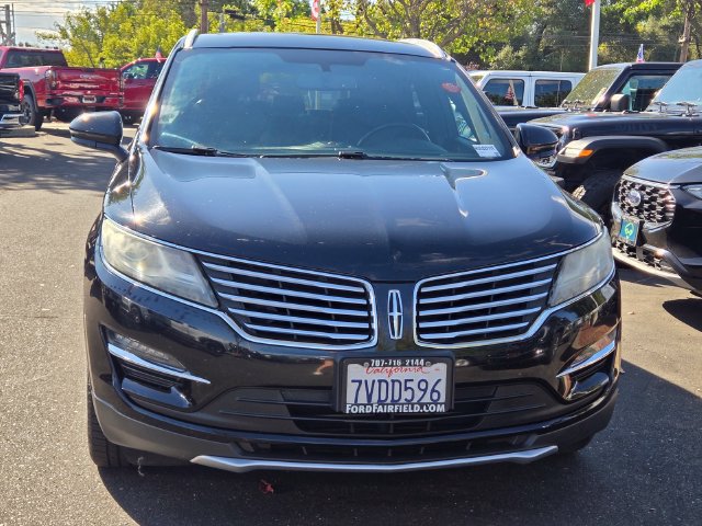 Used 2017 Lincoln MKC Select w/ Select Plus Package FWD image 2