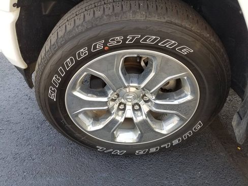 Used 2024 RAM 1500 Big Horn AWD/4WD image 4