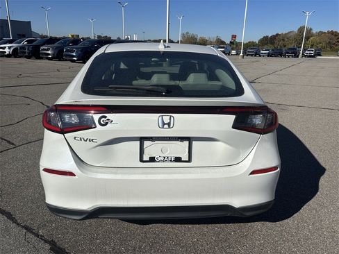 Used 2023 Honda Civic EX-L image 15