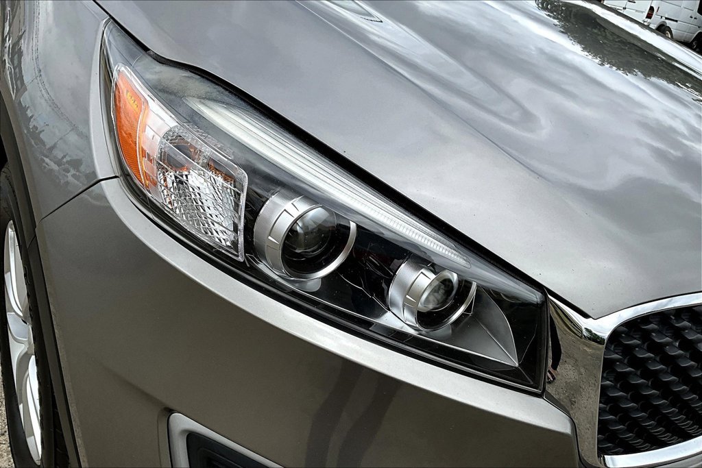 Used 2018 Kia Sorento L FWD image 27