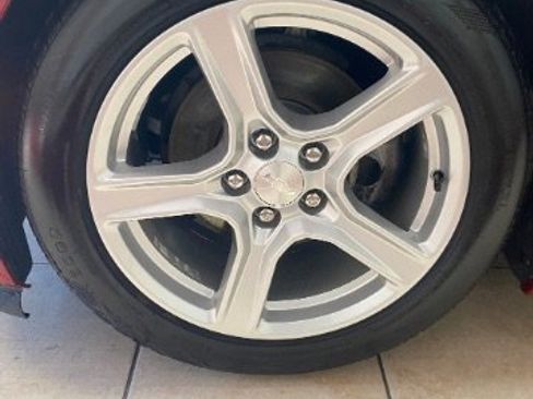 Used 2018 Chevrolet Camaro LT w/ Technology Package image 27