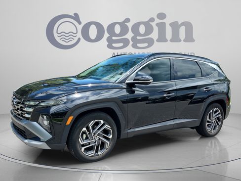 Certified 2025 Hyundai Tucson Limited FWD image 1